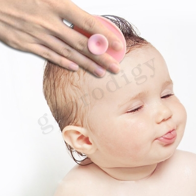EN71 Cepillo de baño para bebés Seguridad Tomar ducha Cuidado del cuero cabelludo Cepillo suave Silicona