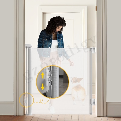 Pared retractable al aire libre interior de la puerta de Prodigy a la puerta extensible de la seguridad de la puerta retractable de la barandilla para los perros