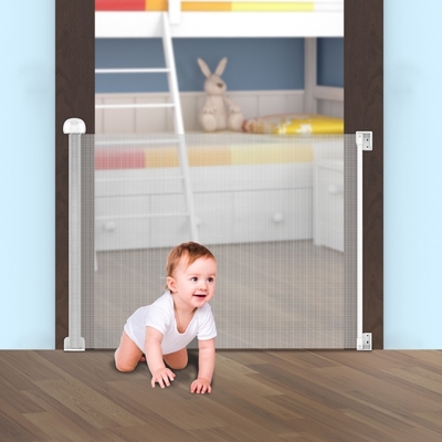Puerta retráctil de seguridad ASTM para bebés Puerta de escalera para bebés Puerta cerrada para bebés Con cerradura